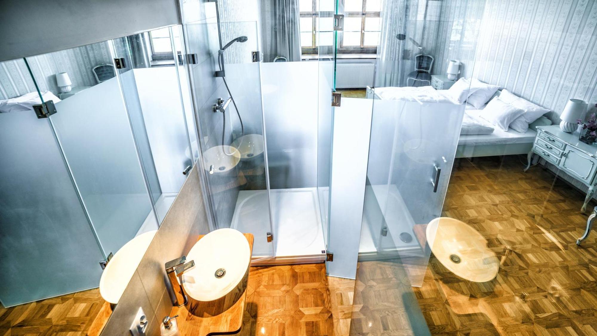 Boutique Palac Warmatowice Sienkiewiczowskie Legnica Habitación foto